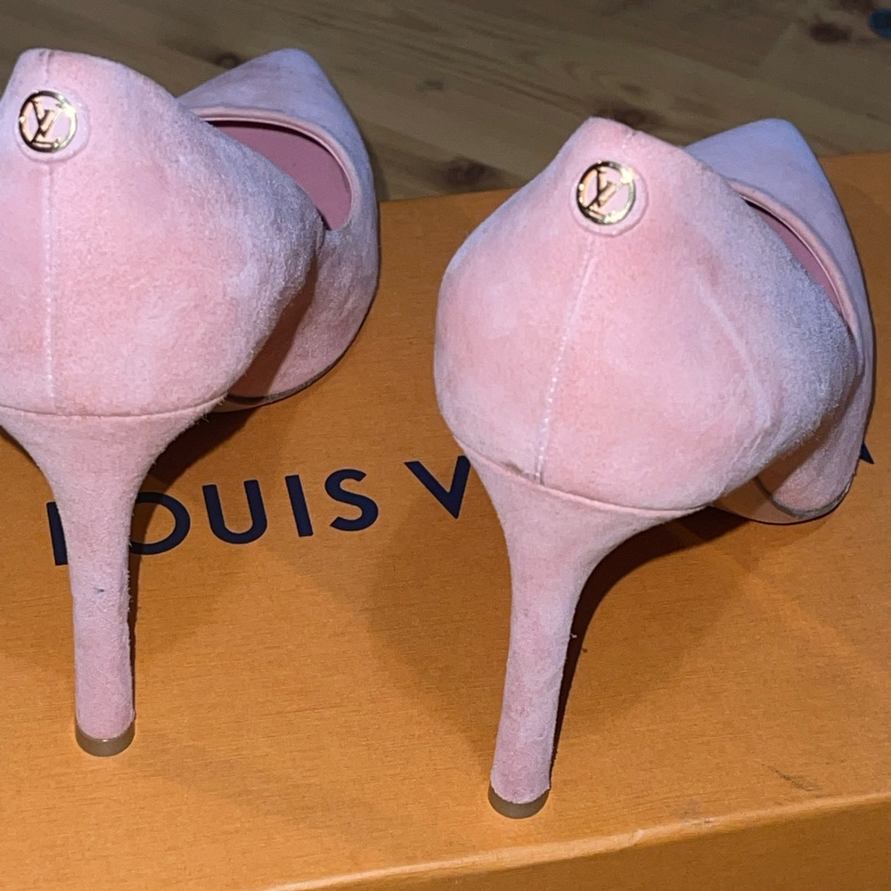Louis Vuitton Pumps - Picture 3 of 11